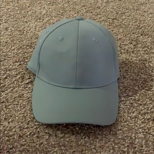 LULULEMON HAT